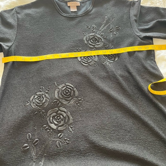 JPLA Woman’s Short Sleeve Black Blouse - Picture 5 of 9